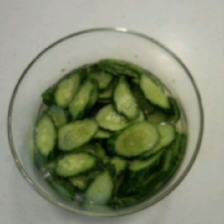 昆布茶で 簡単きゅうりの浅漬け レシピ 作り方 By Koko0730 楽天レシピ 昆布茶で 簡単きゅうりの浅漬け レシピ 作り方 By Koko0730 楽天レシピ